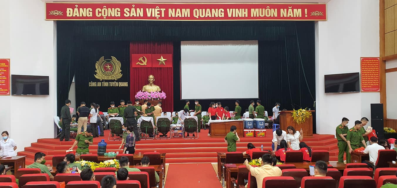 Tiếp nhận 241 đơn vị máu tại Công an tỉnh Tuyên Quang