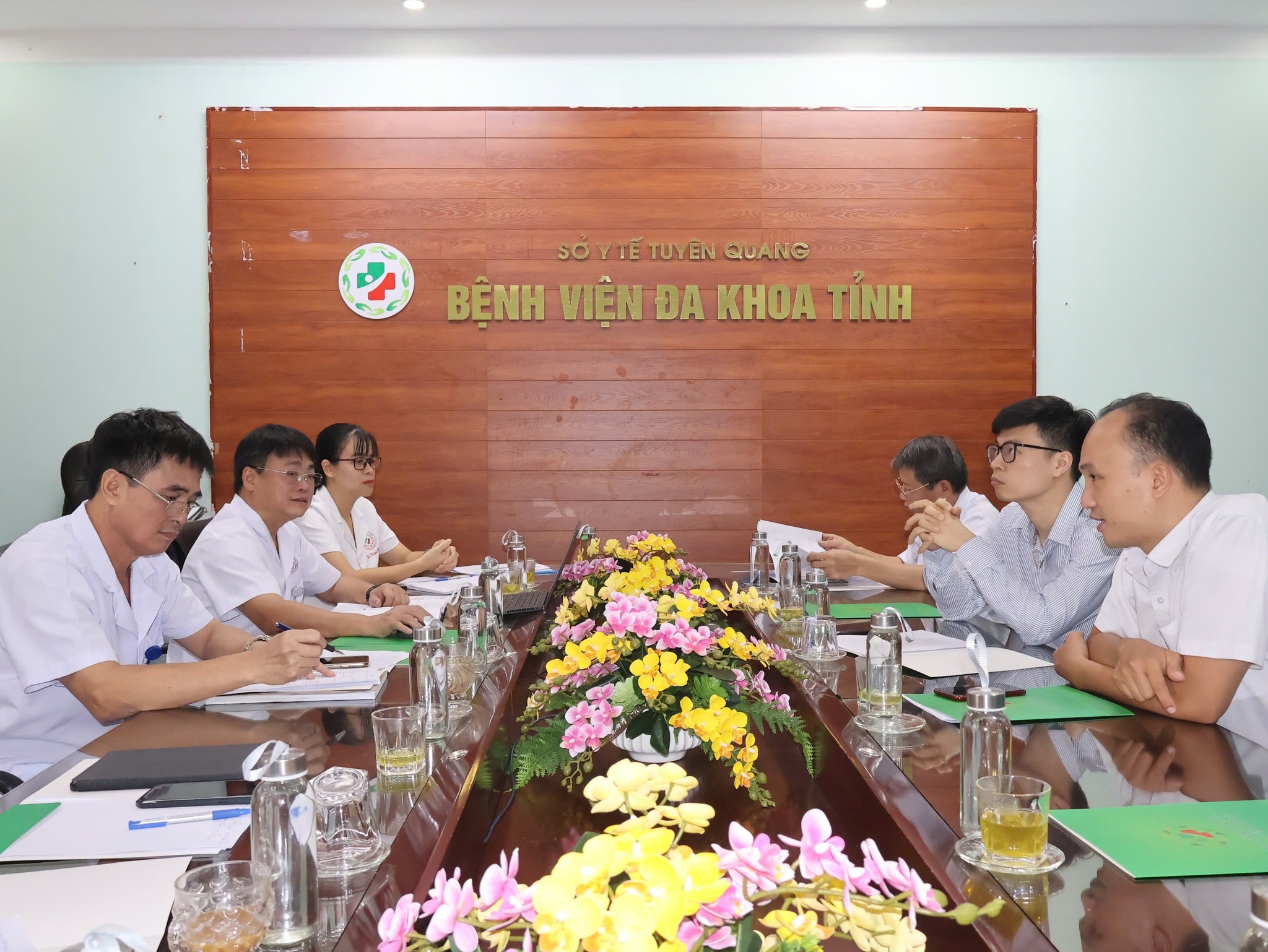 BỆNH VIỆN ĐA KHOA TỈNH TUYÊN QUANG PHỐI HỢP BỆNH VIỆN BẠCH MAI KHẢO SÁT, TƯ VẤN PHÁT TRIỂN CÁC CHUYÊN NGÀNH NỘI KHOA