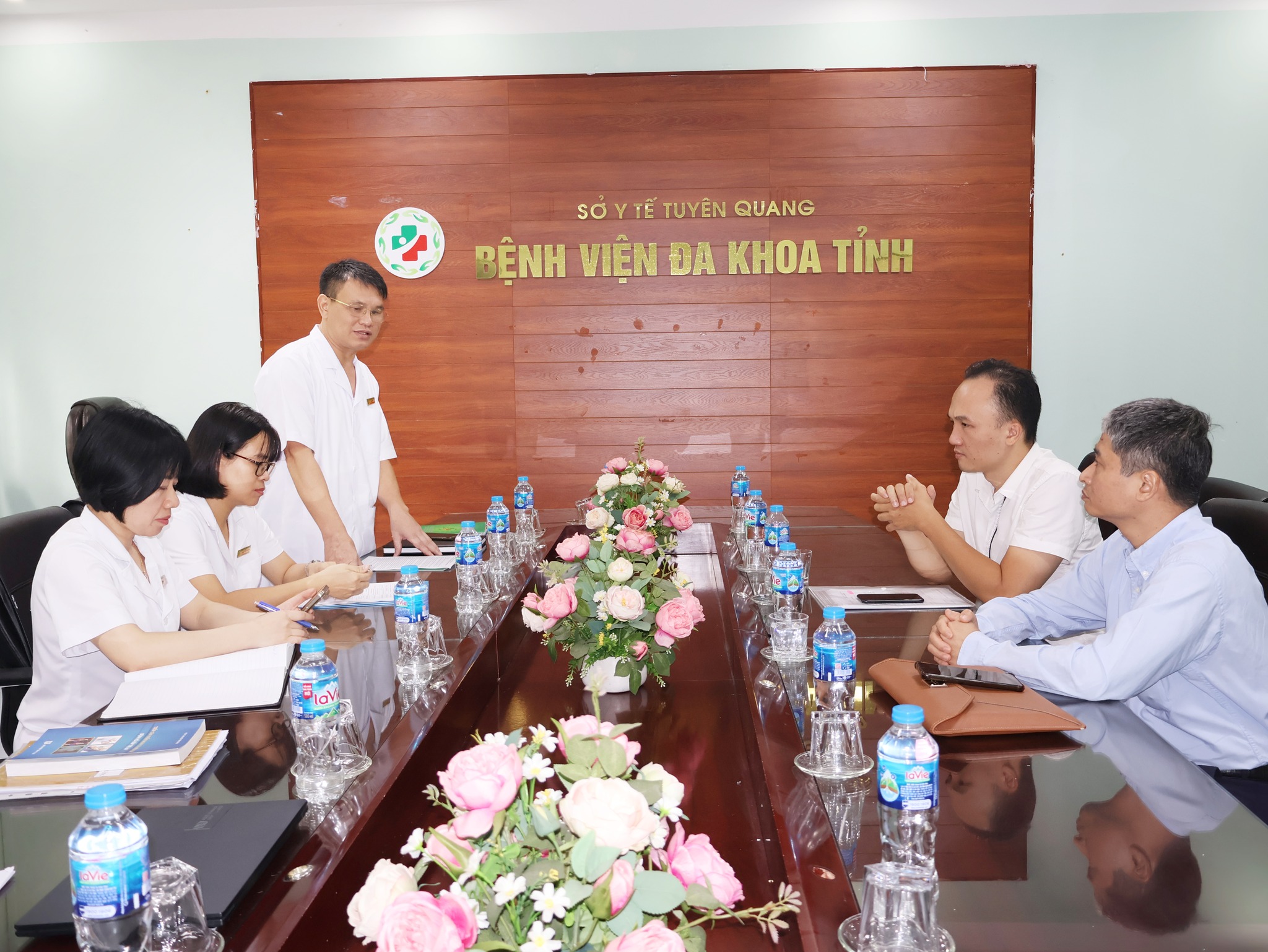 Bệnh viện Bạch Mai khảo sát và tư vấn hỗ trợ chuyên môn, tập huấn chuyên ngành Nhi khoa tại Bệnh viện đa khoa tỉnh Tuyên Quang.