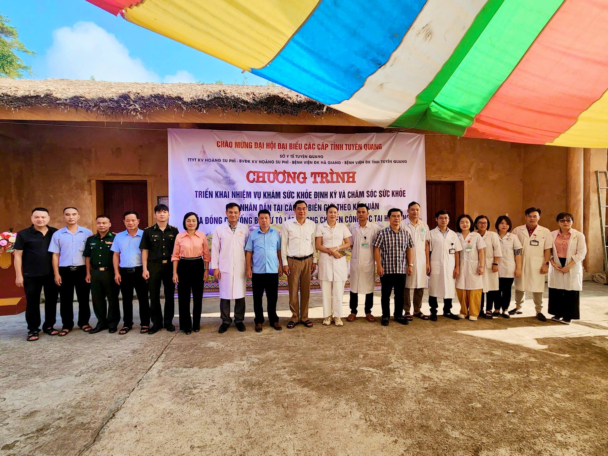 KHÁM SỨC KHỎE ĐỊNH KỲ CHO NHÂN DÂN VÙNG BIÊN GIỚI NĂM 2025. Trong những ngày từ 08 – 13/9/2025, với tinh thần đoàn kết, chung tay chăm lo sức khỏe cộng đồng sau khi sáp nhập tỉnh.