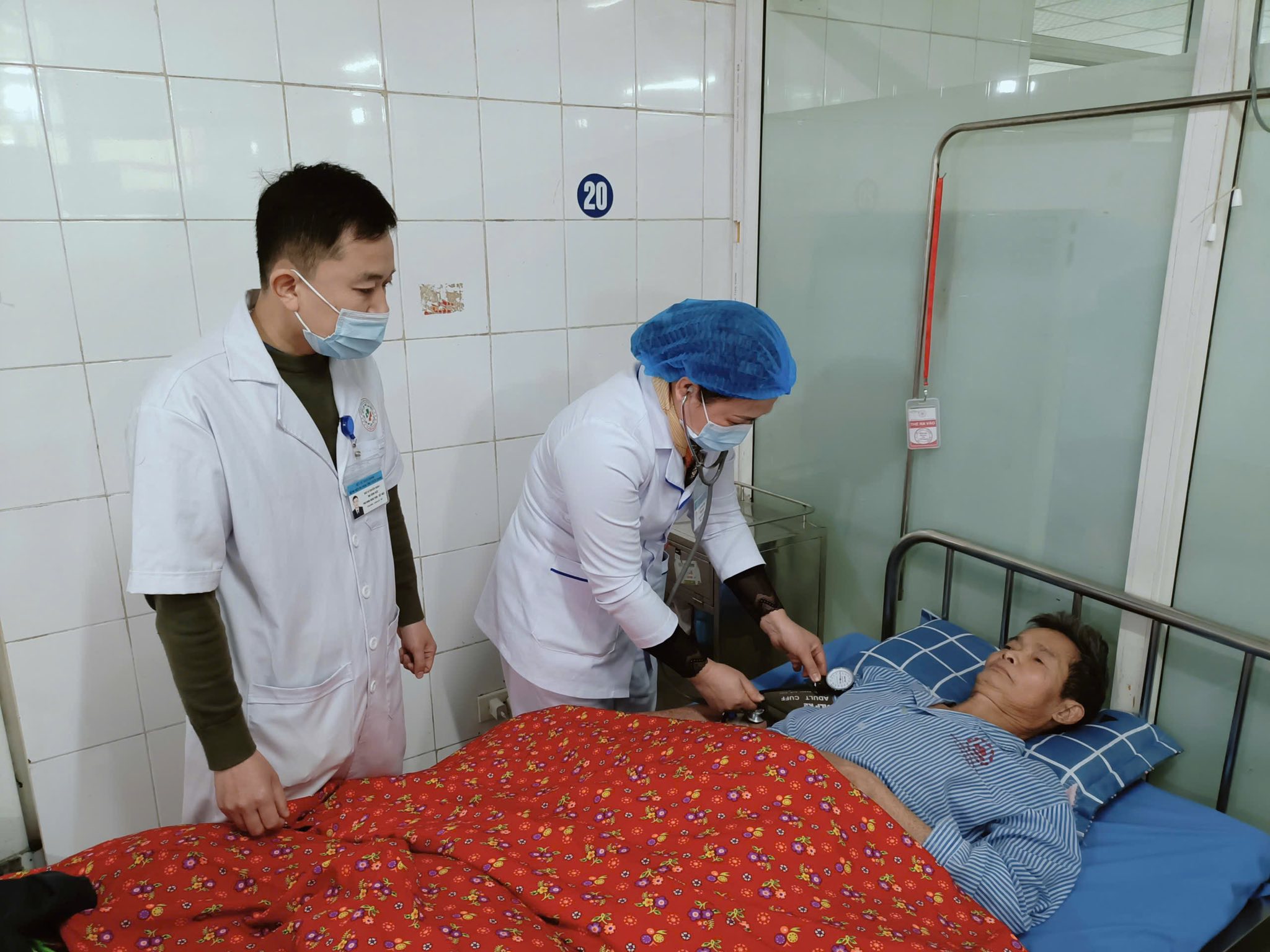 PHÁT HIỆN SỚM – CAN THIỆP ĐÚNG – CỨU SỐNG TÍNH MẠNG CHO BỆNH NHÂN SUY THẬN CẤP